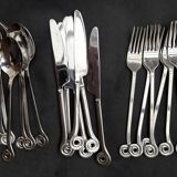 18-piece steel cutlery set