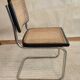 Chaise Cesca B32 noire de Marcel Breuer estampillée, Italie