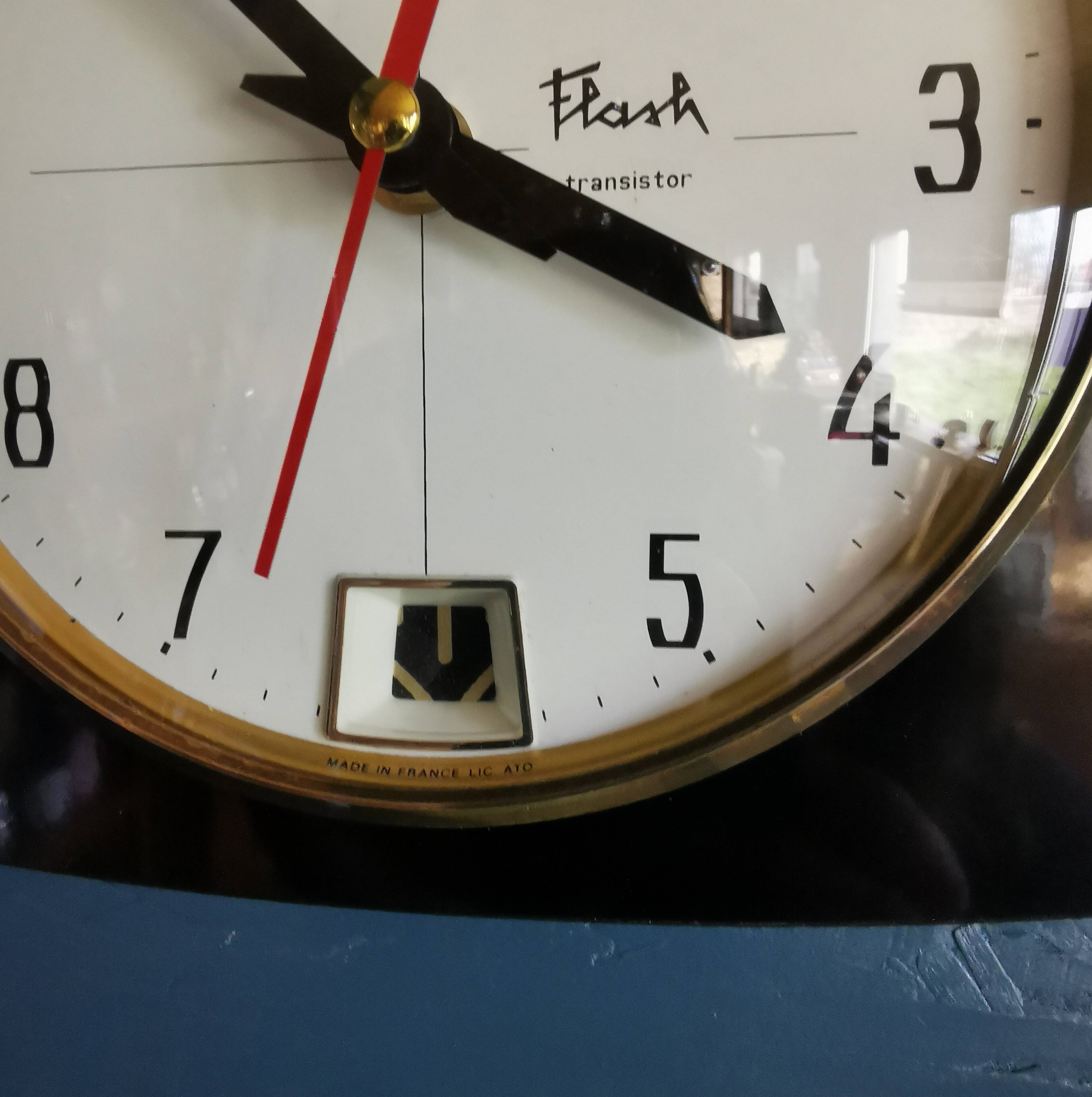 Vintage formica clock rectangular silent wall pendulum "Black transistor flash"