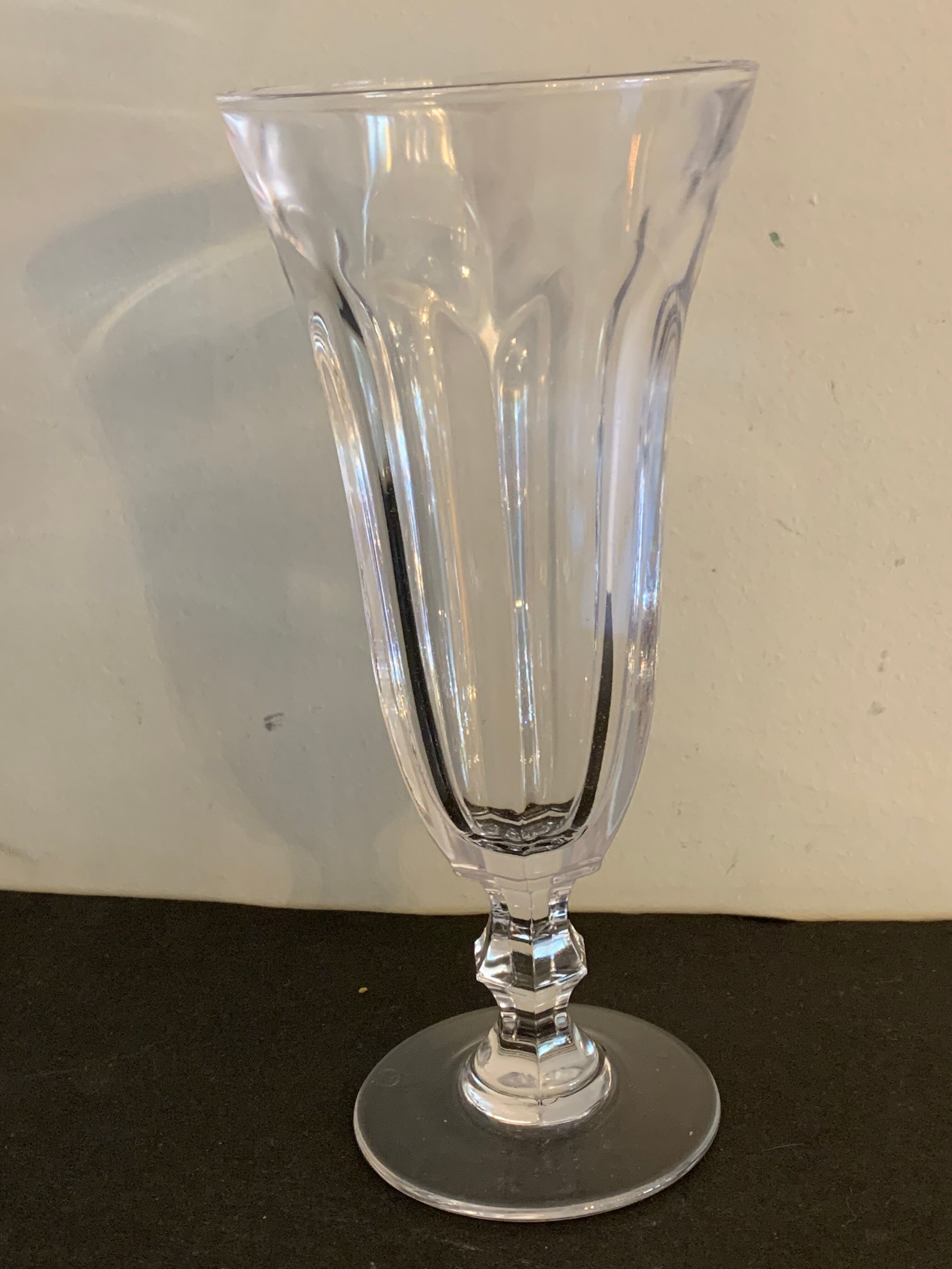 Set 11 flûtes à champagne en cristal anciennes et soufflées Selency