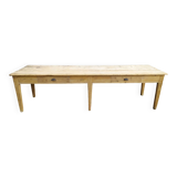 Farm table