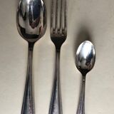 Silver metal housewife modernist model of the 60s (37 pieces)