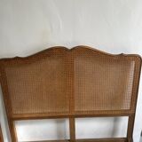 Ancien lit en bois et cannage