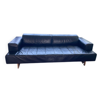 Poltrona Frau sofa