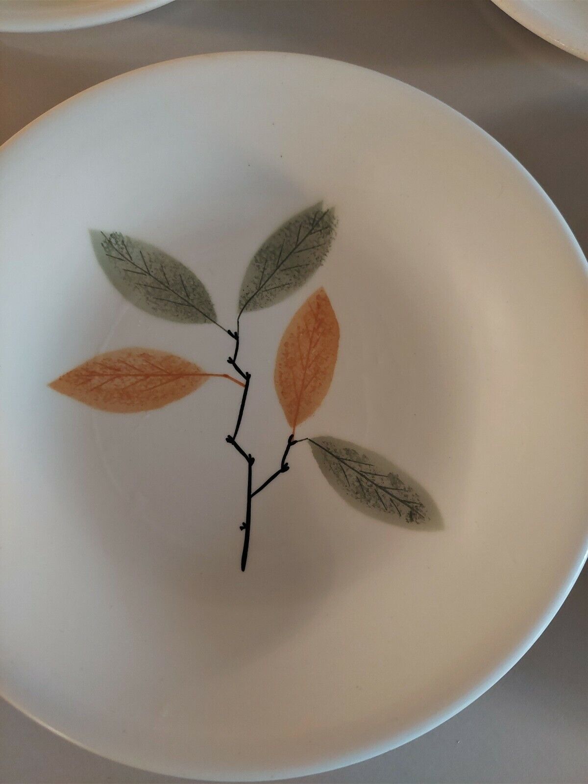 Assiettes creuses vintage grès signées Longchamp