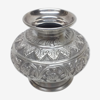 Domed vase in solid silver 900 floral motifs 196g