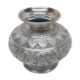 900 solid silver domed vase with floral motifs 196g