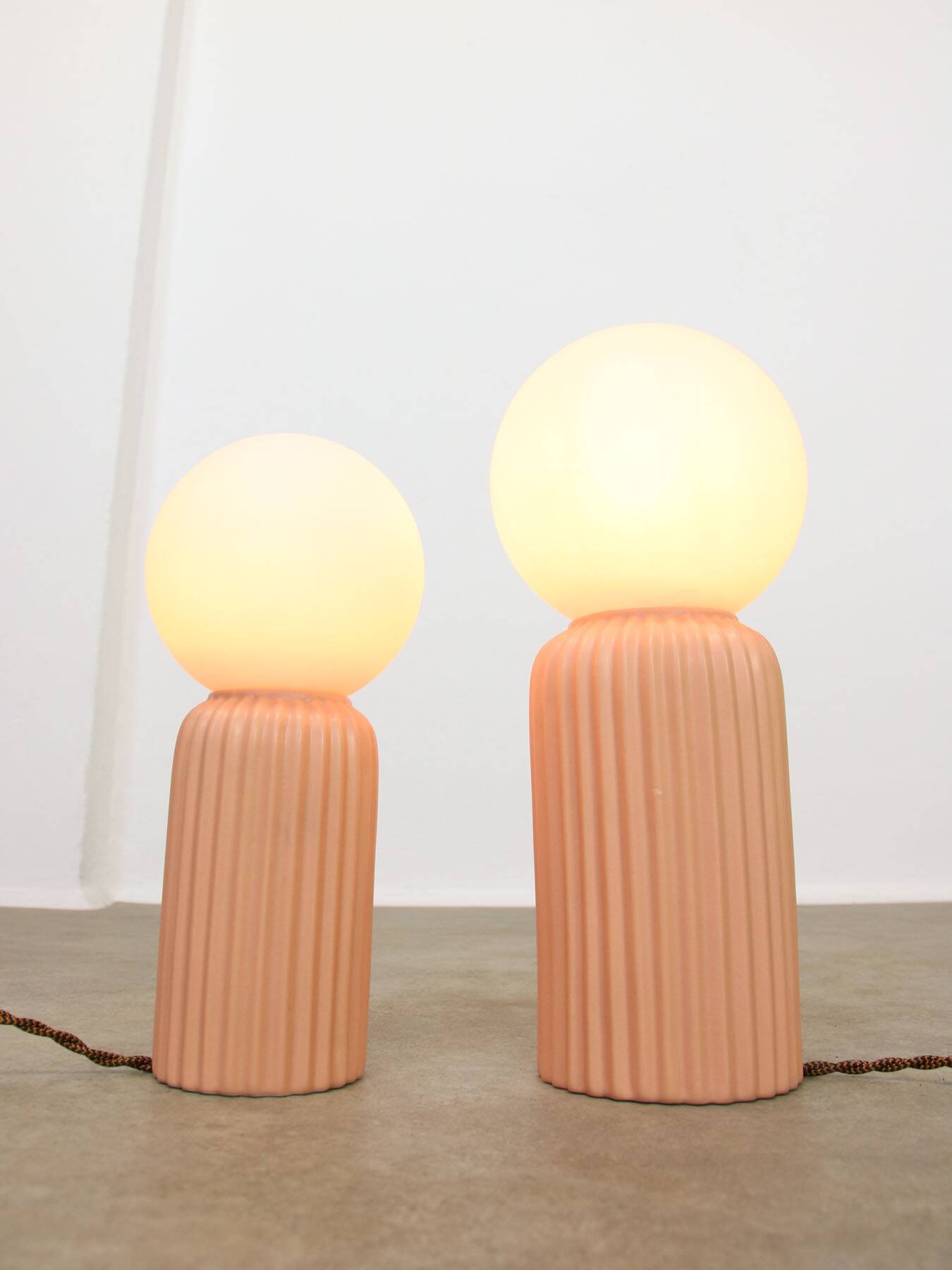 Vintage Italian Ceramic Table Lamps in Salmon Ceramic and Opaline, set of 2