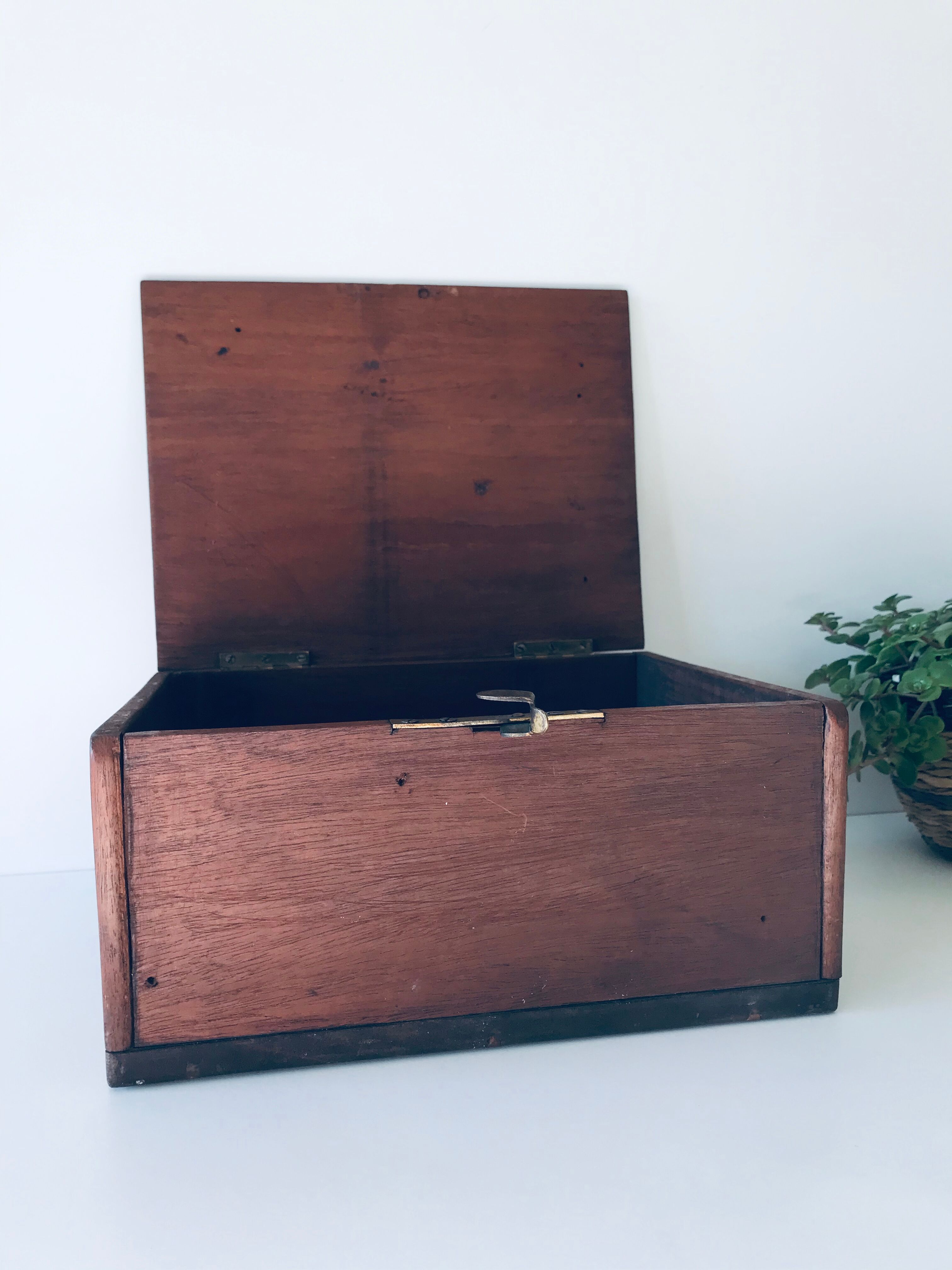 Wooden box