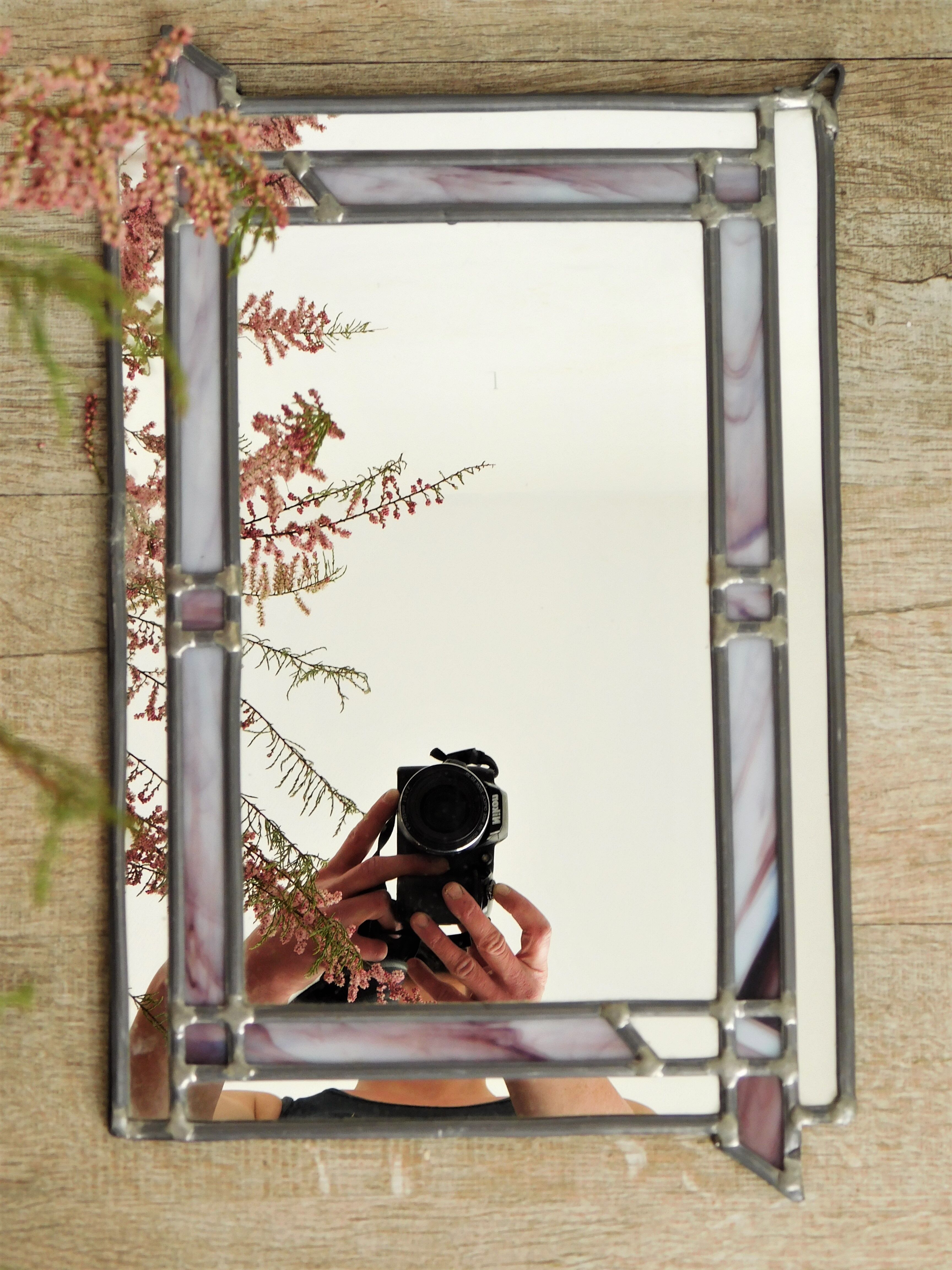 Mirror art deco to connector
