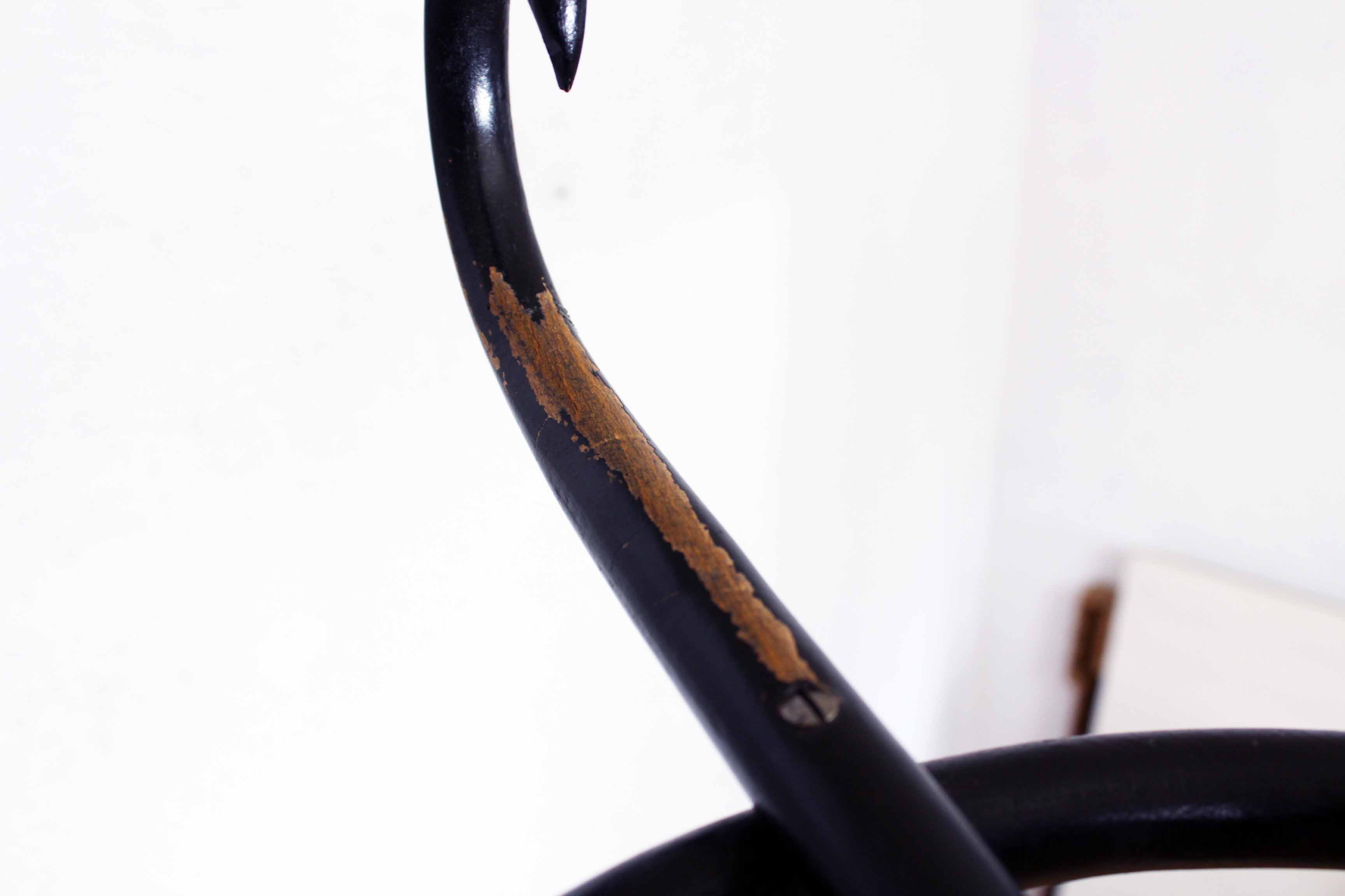 ZMG solid wood coatrack