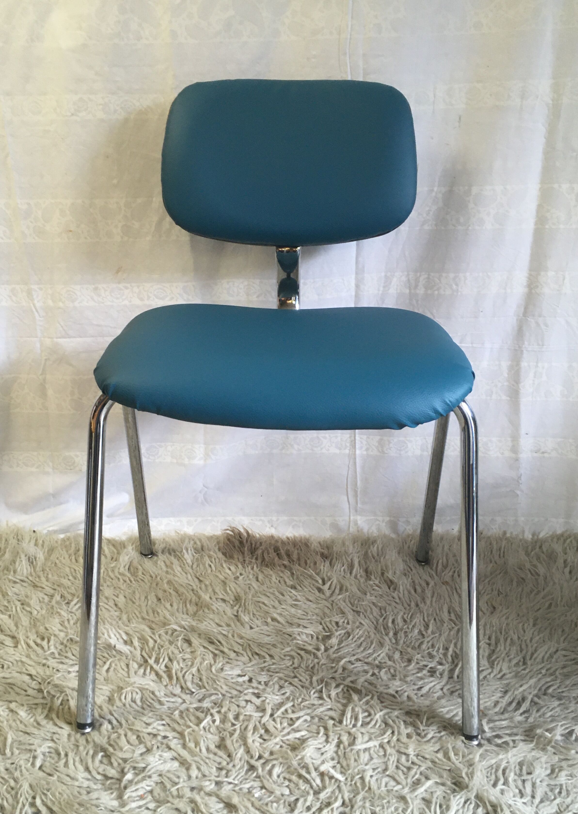 Blue strafor steelcase chair 70