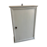 Wardrobe with interior drawers