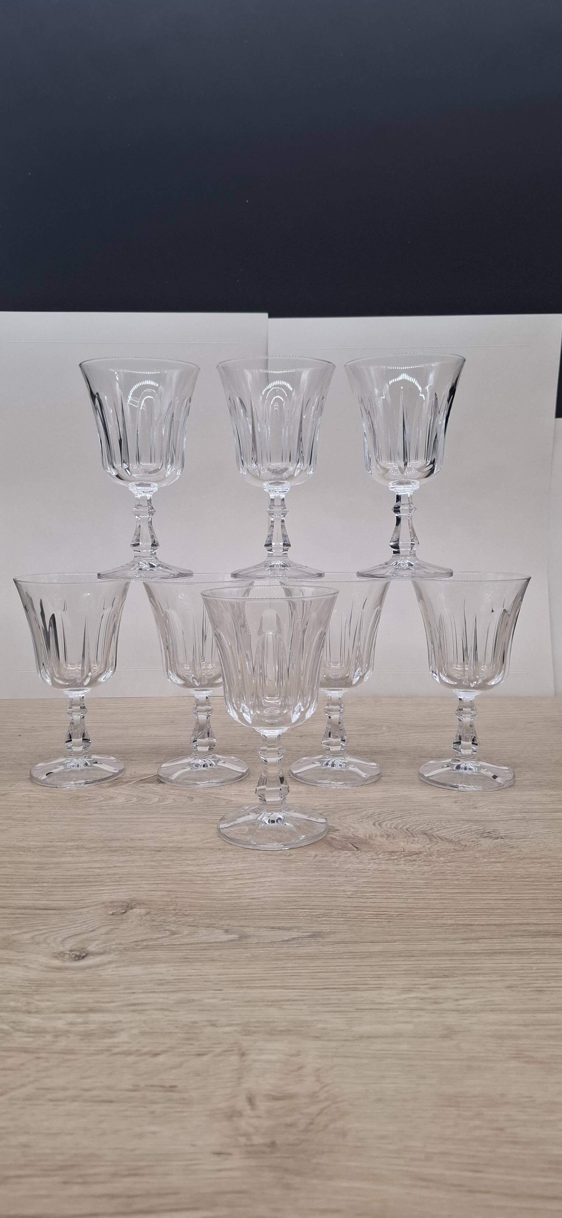 Set of 8 large Baccarat Lauzun crystal wine glasses