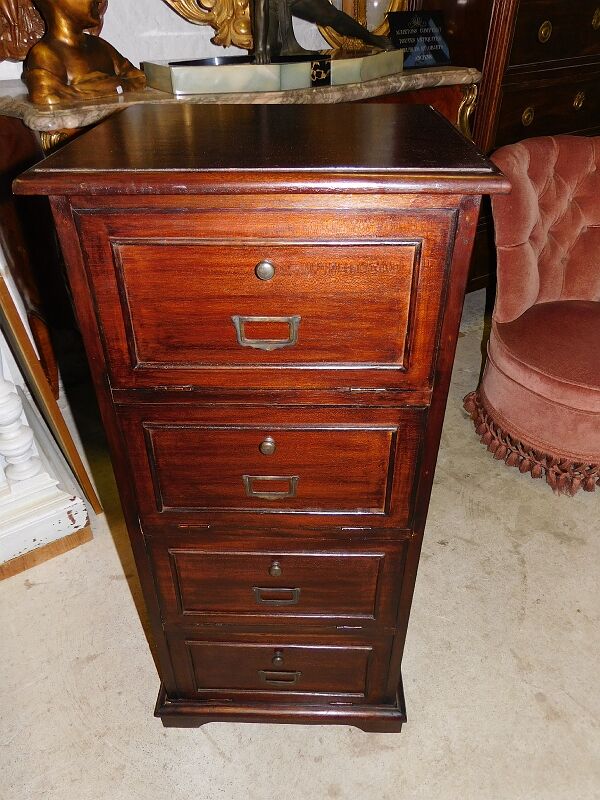 Classor has 4 massive mahogany cutters