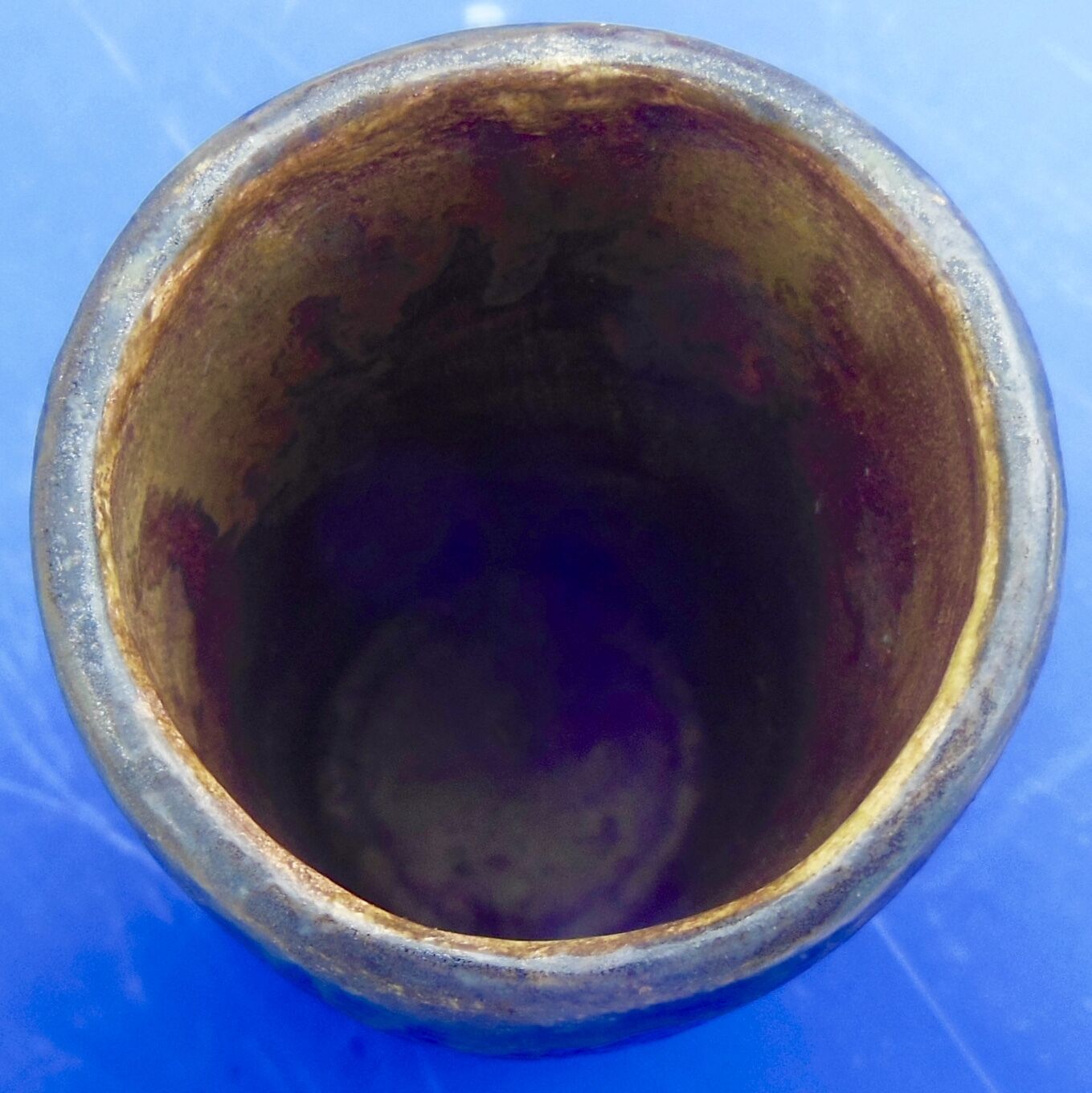 Monogrammed ceramic roll vase C.l, to be identified