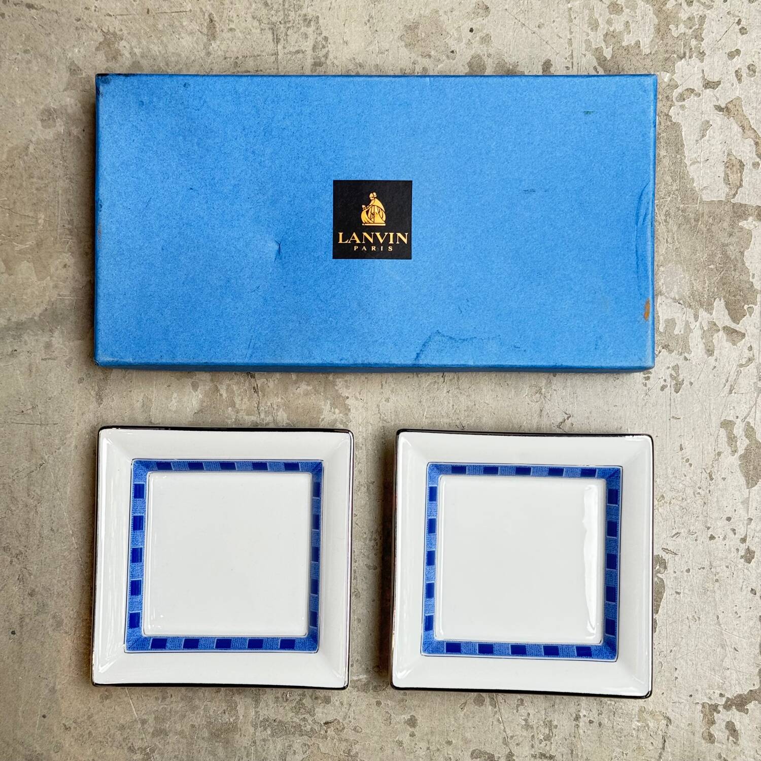 Two Lanvin porcelain trinket trays with original box