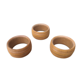 Wooden towel rounds