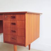 Bureau en teck massif danois vintage