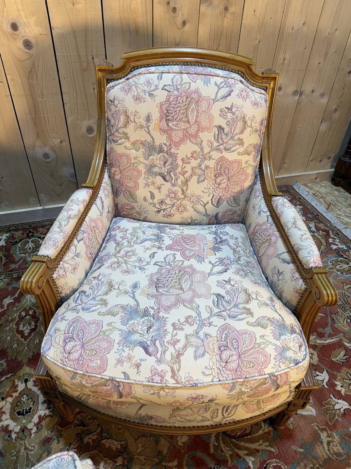 Pair of armchairs / bergères and footstool in Louis XVI style