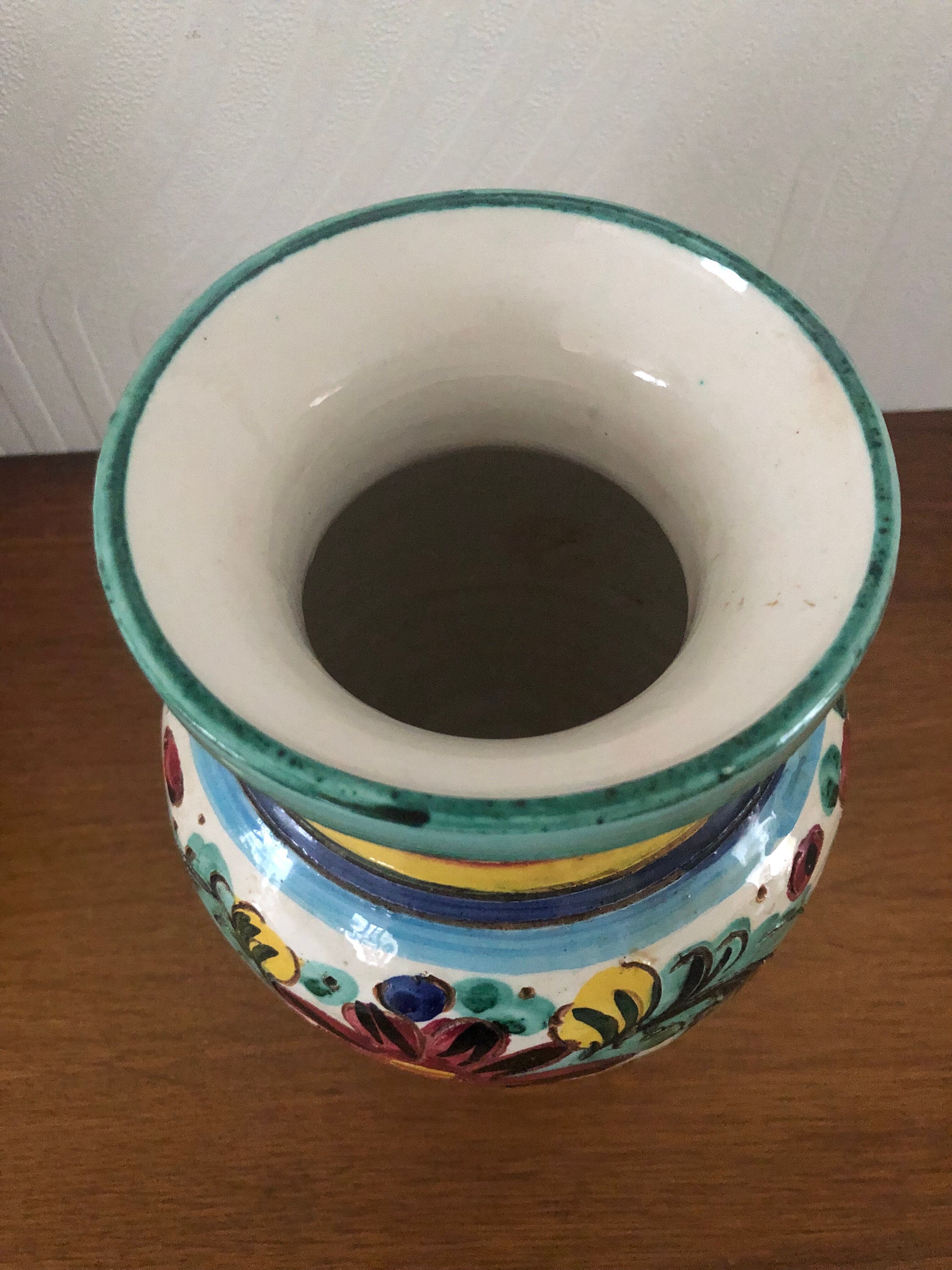 Italian majolica vase with flower pattern