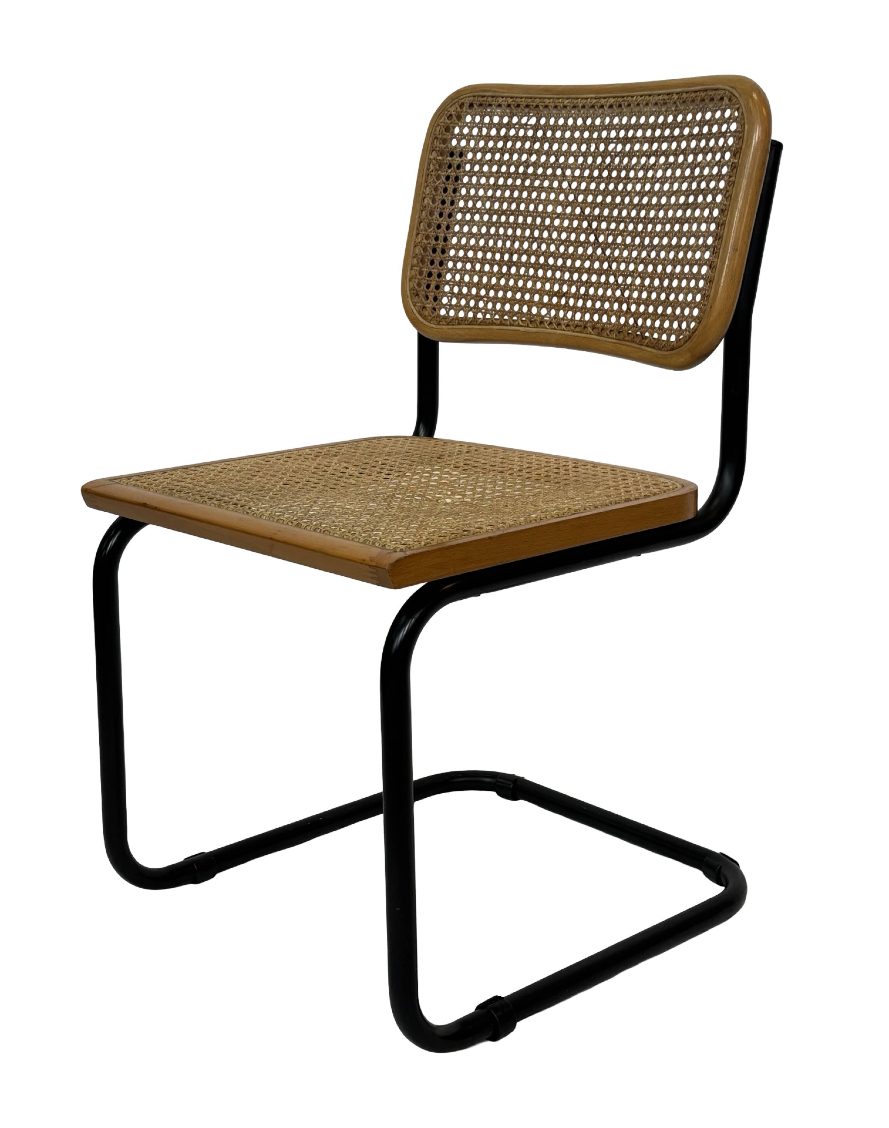 Set of 4 chairs Cesca B32 designed by Marcel Breuer design black frame