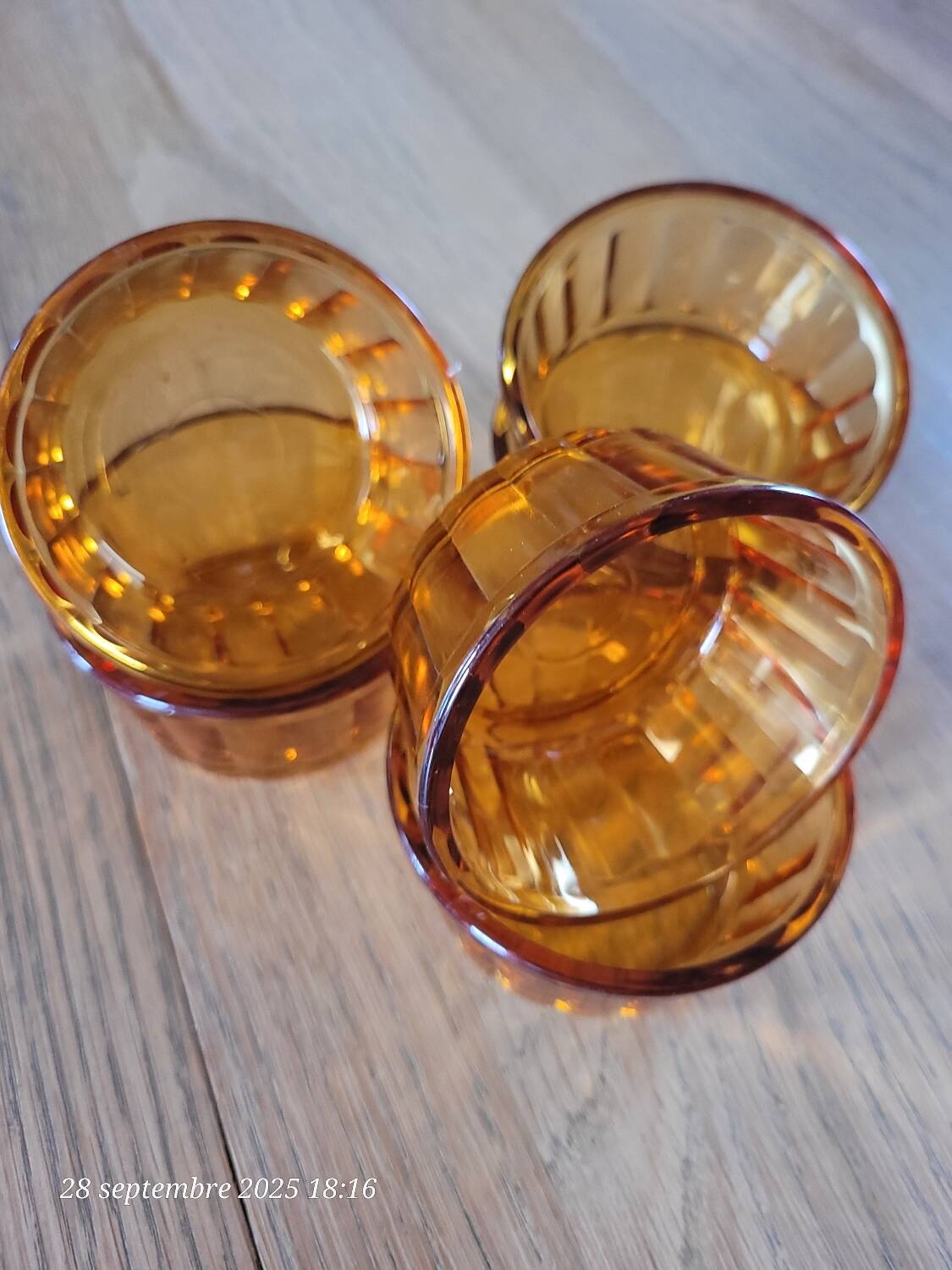 6 Vereco amber glass ramekins