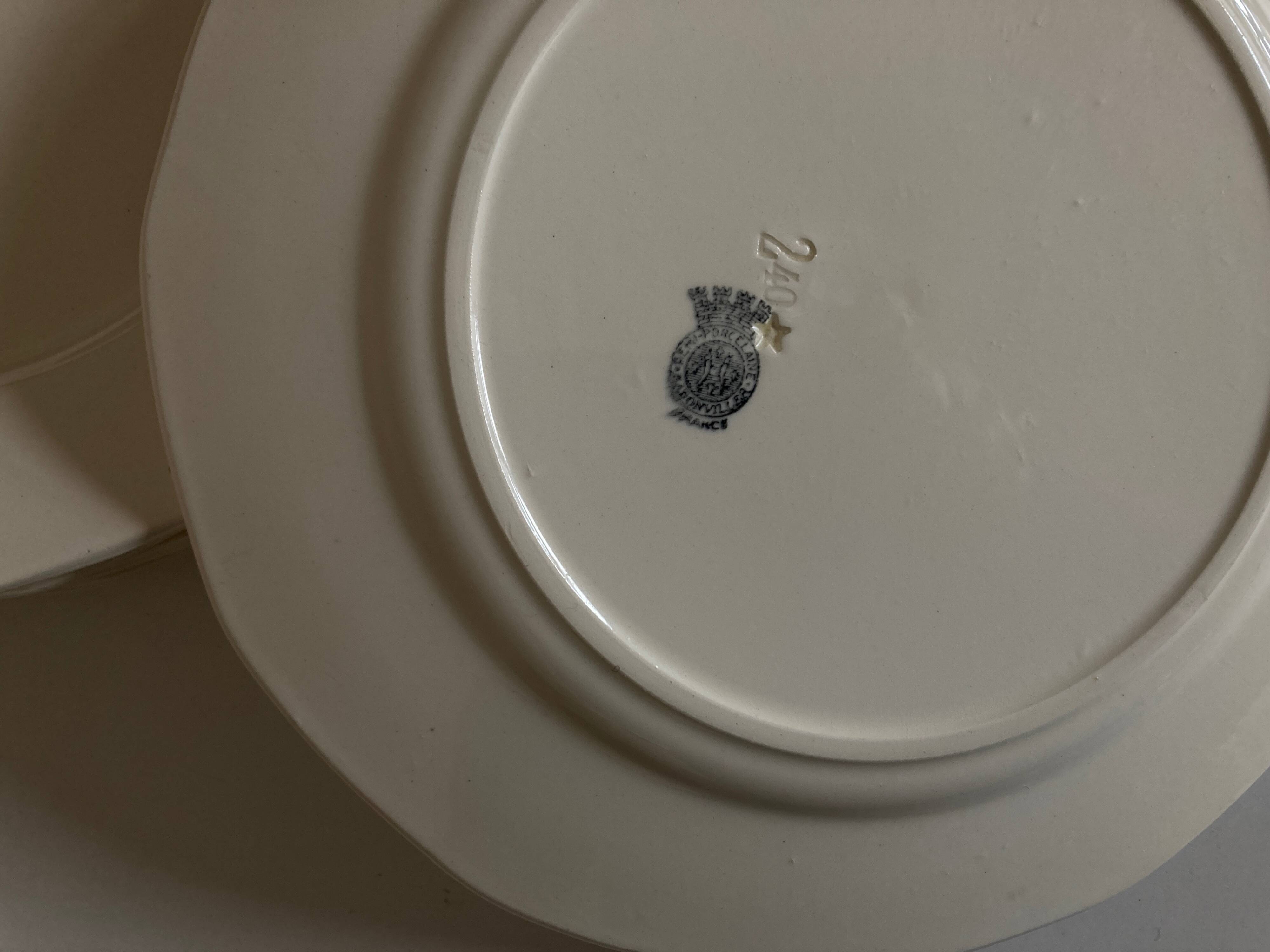 Set de 6 assiettes ivoire modernistes terre de fer