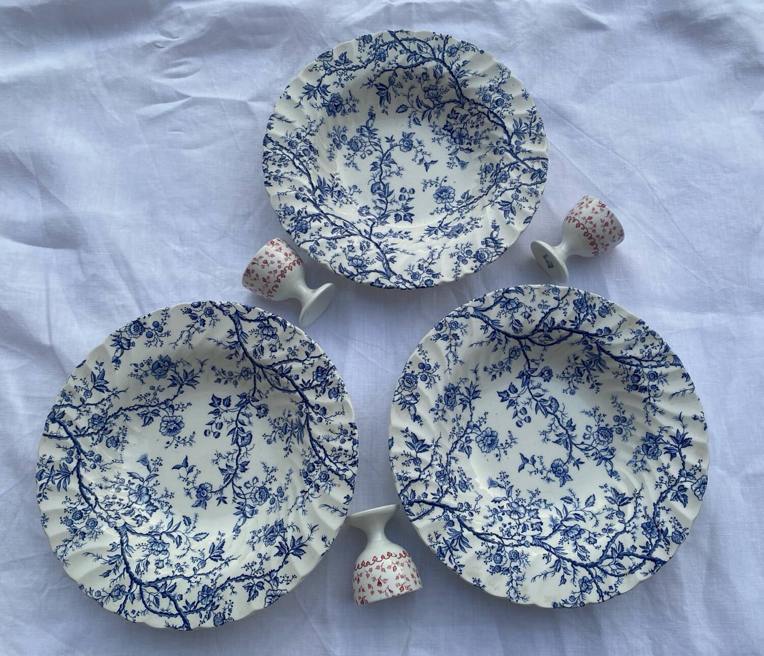 Set of 3 soup plates in English earthenware