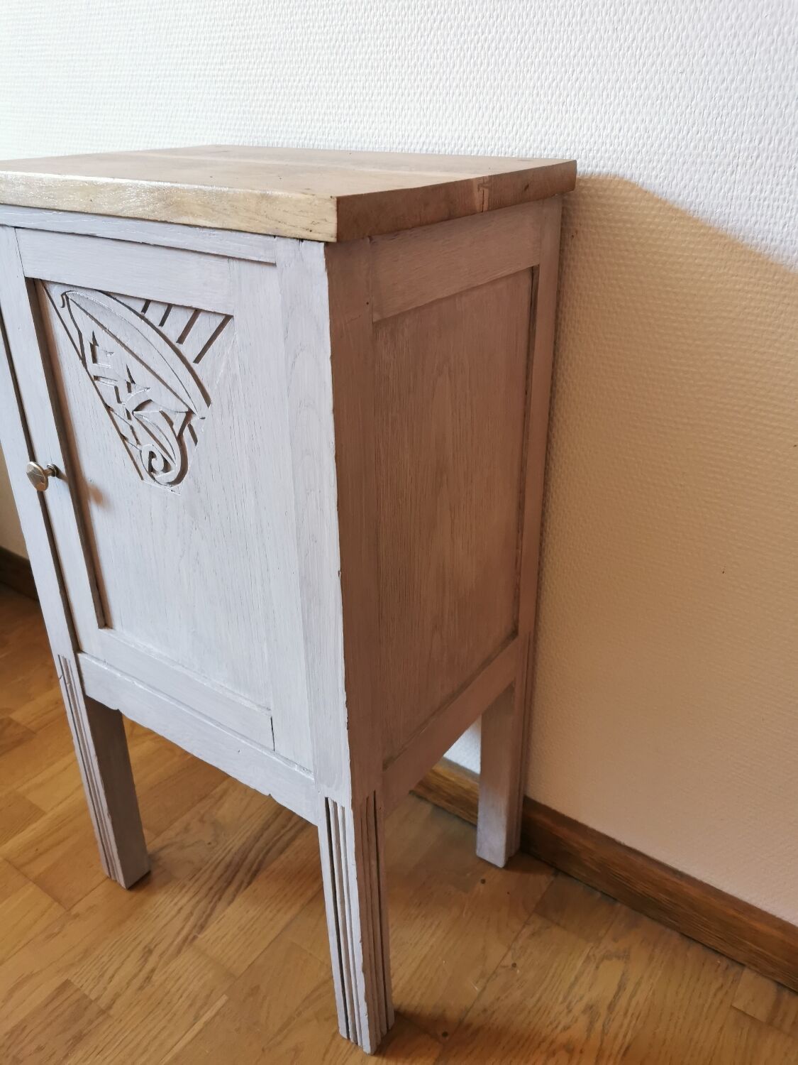 Chic country bedside