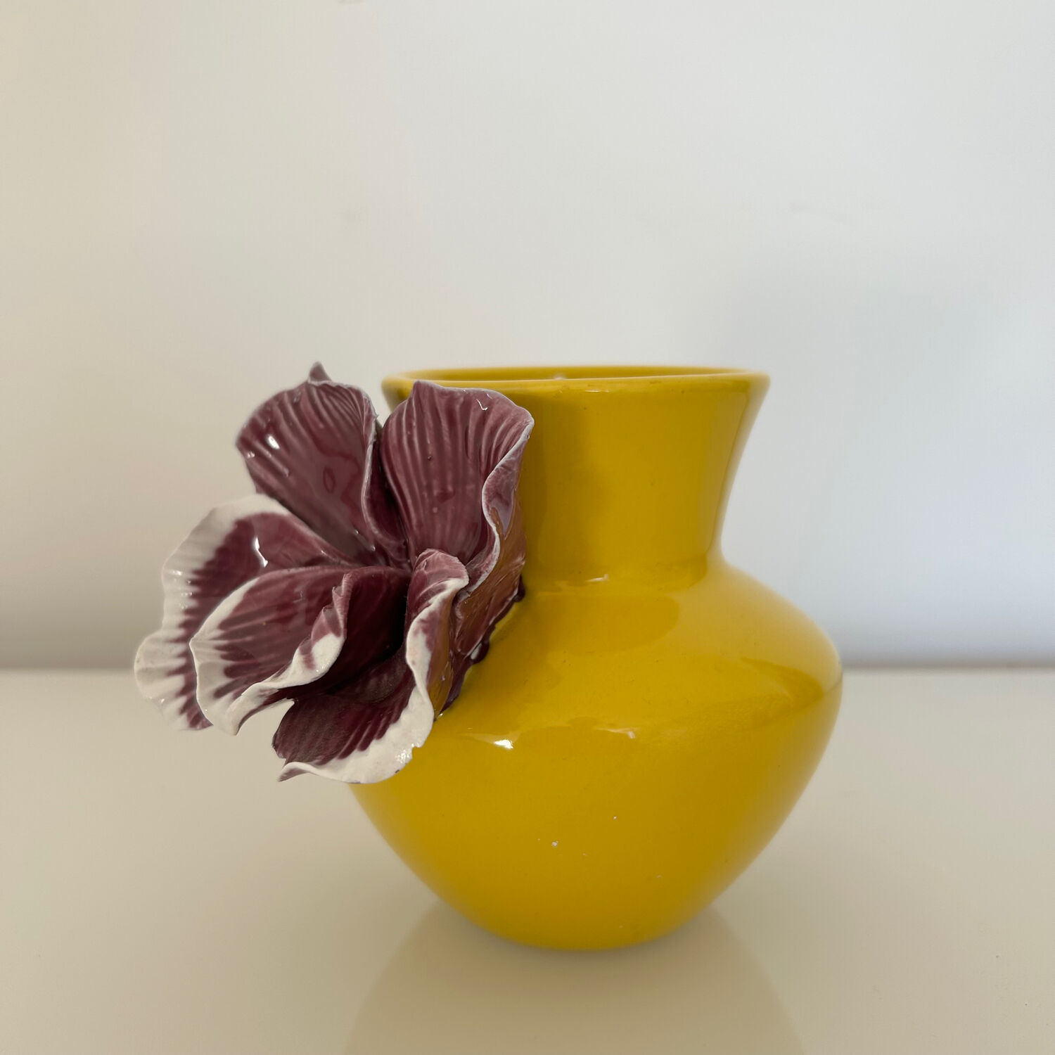 Sludge pottery vase