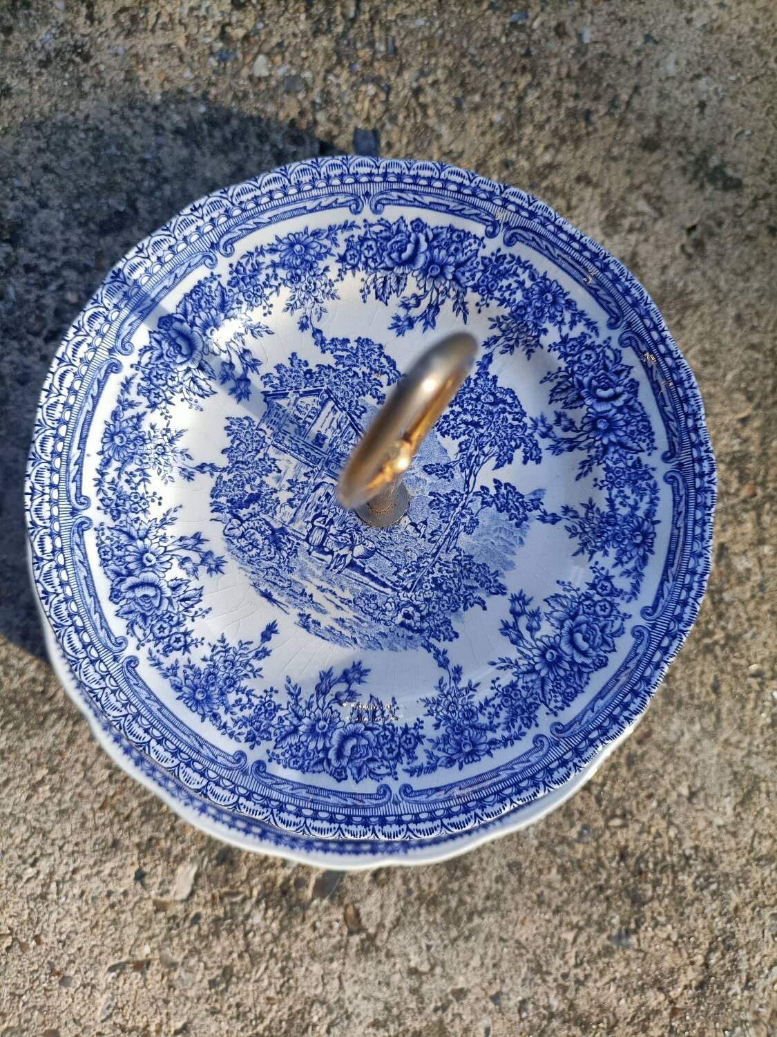 Lunéville retro cake stand