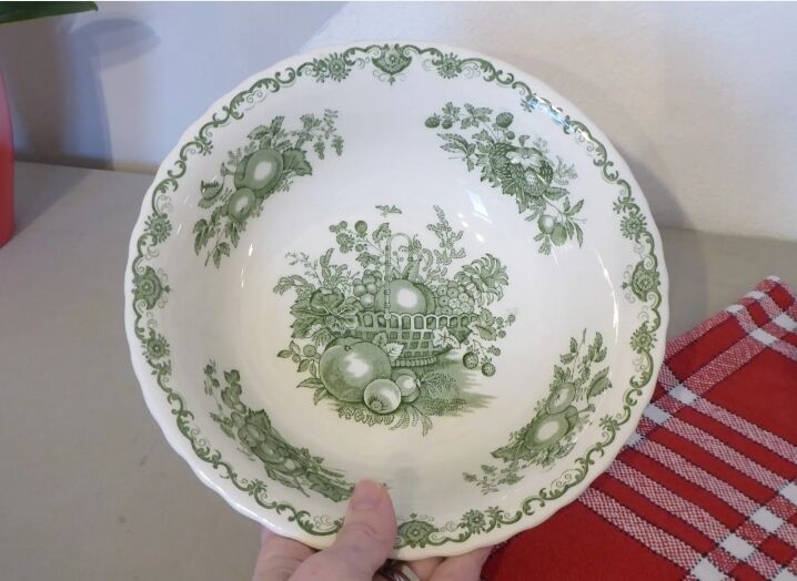 Mason's hollow round dish