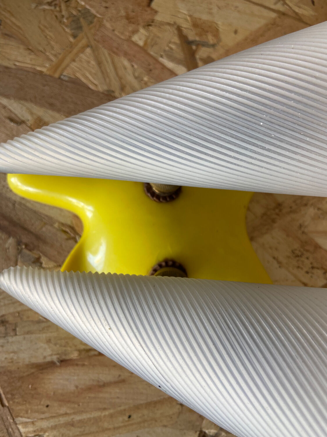 Wall lamp in Bakelite 70s