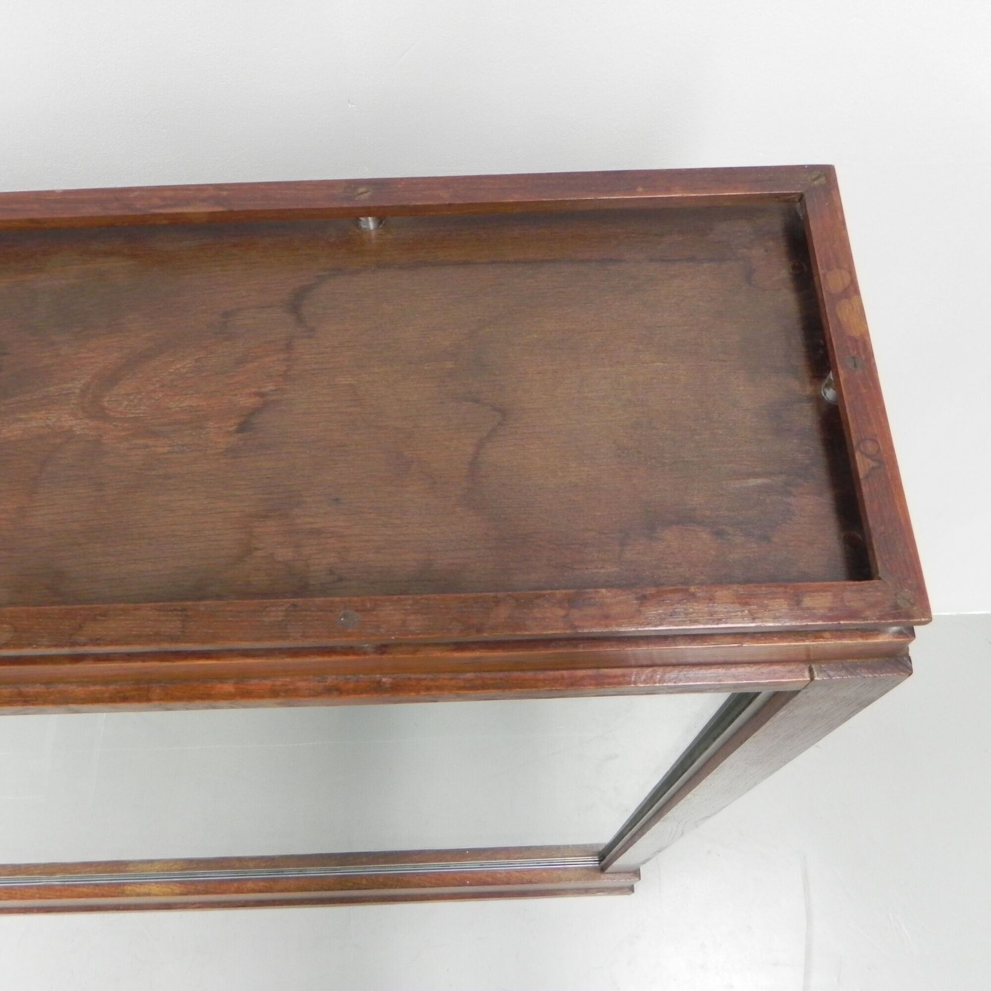 Large display cabinet with 2 sliding glass doors