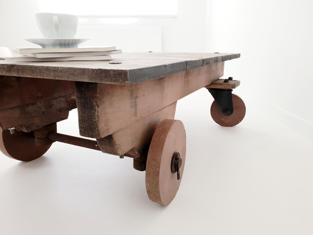 Table low industrial cart