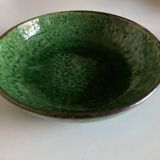 Aegitna hollow dish on heel in green glazed earthenware