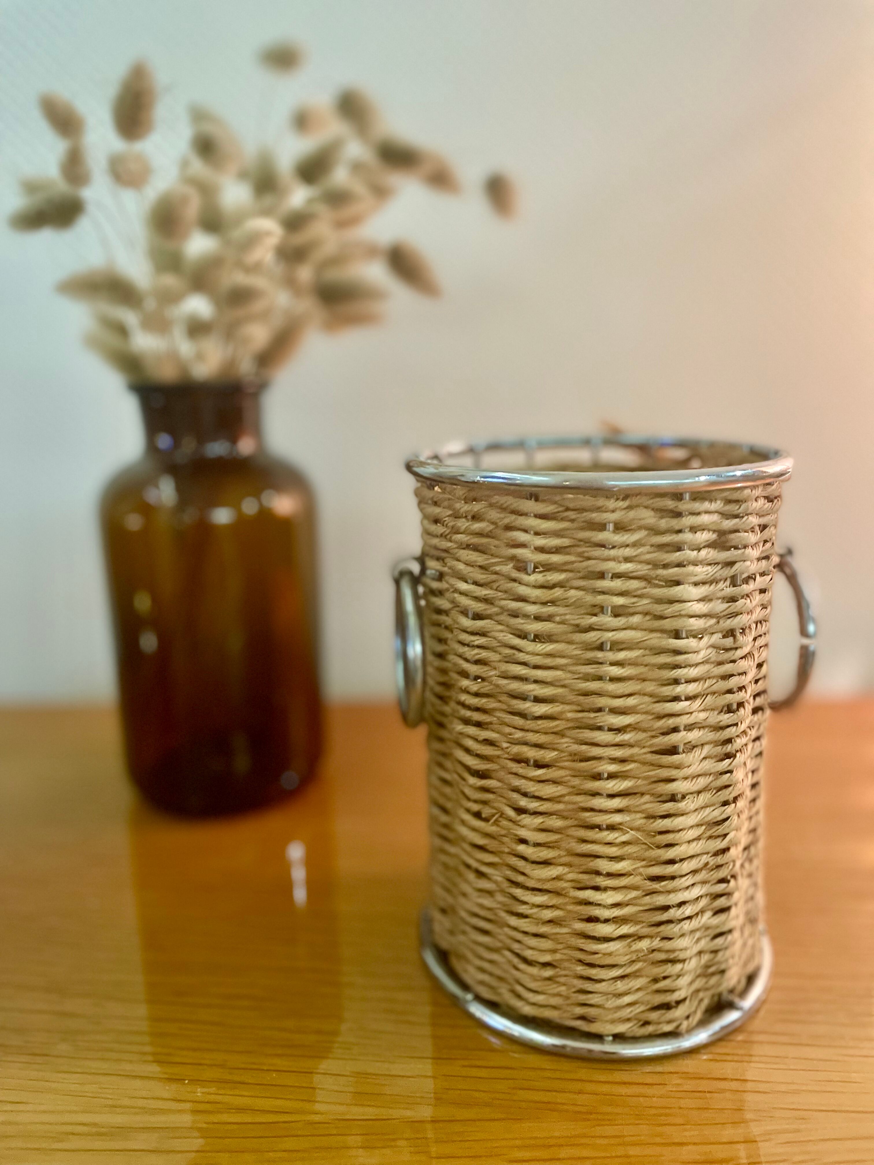 Range bottle in rattan and vintage metal