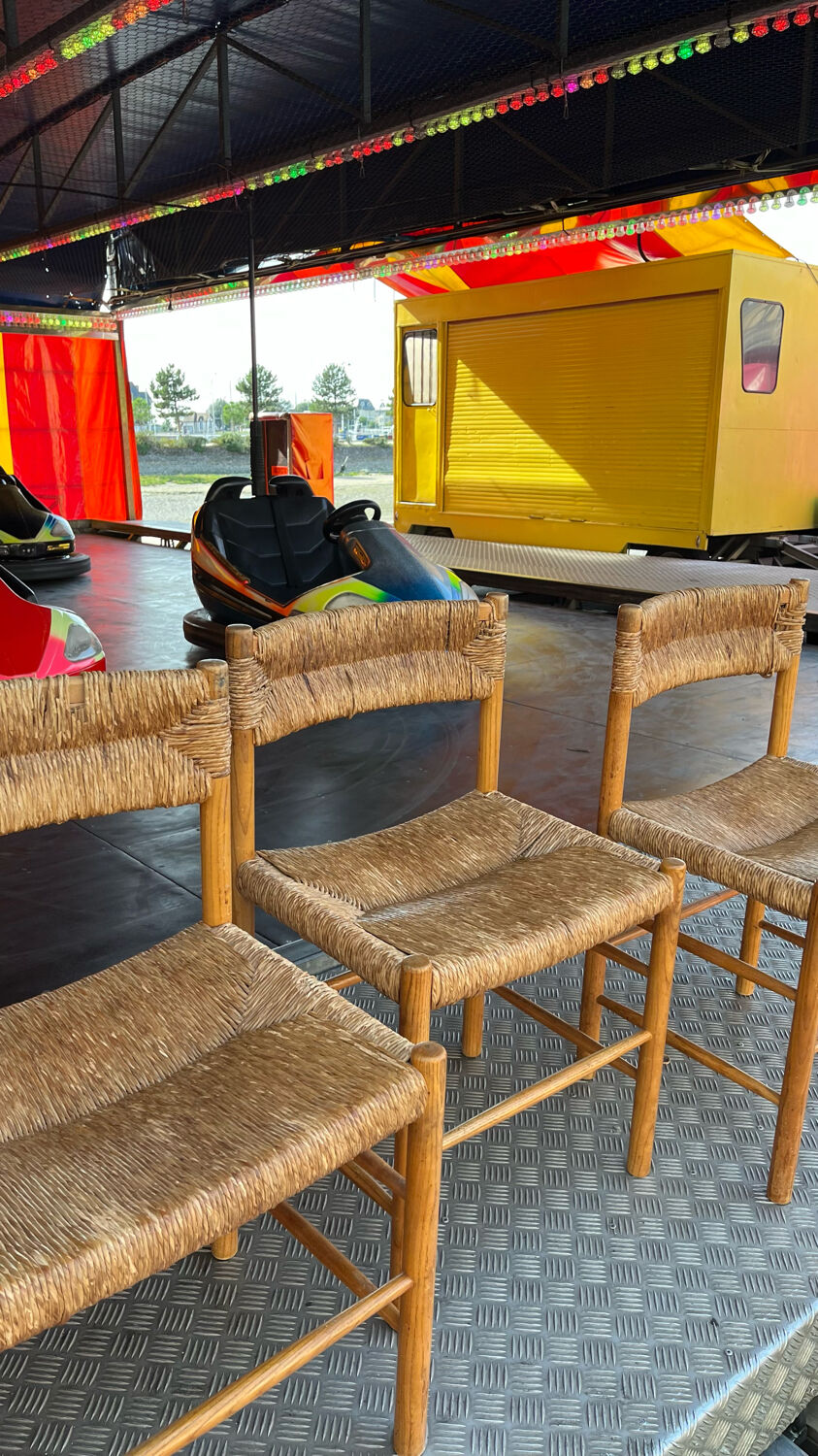 4 chaises modèle « Dordogne » édition Robert Sentou