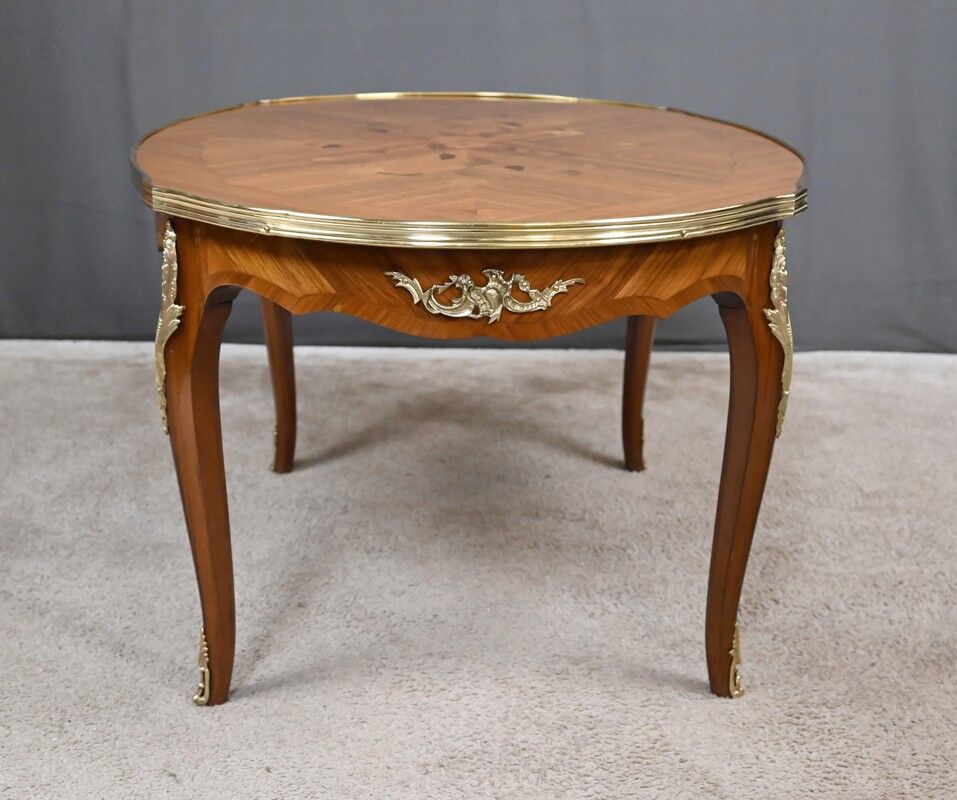 Rosewood marquetry coffee table, Louis XV style – Mid 20th century