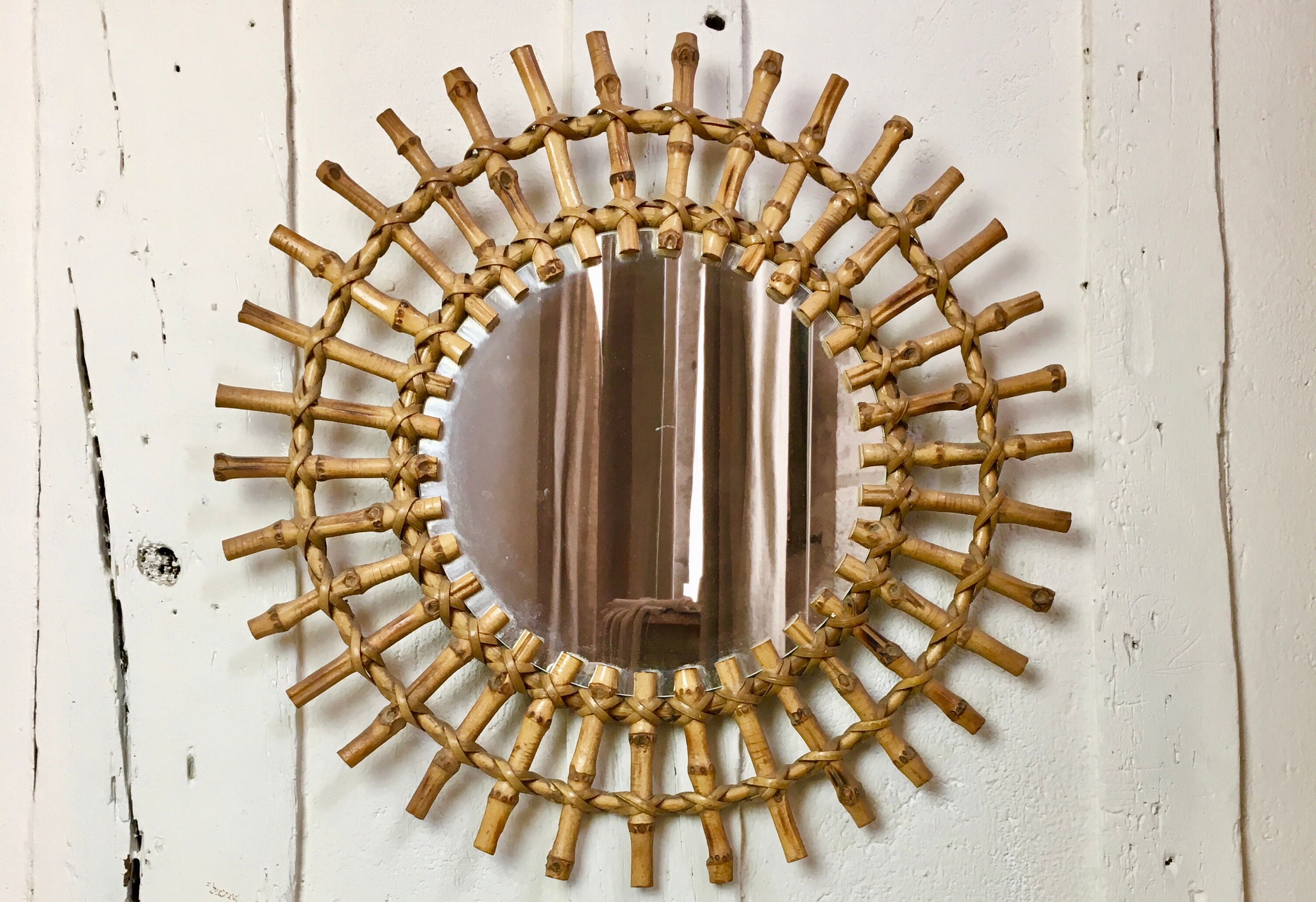 Sun diameter 46cm vintage rattan mirror