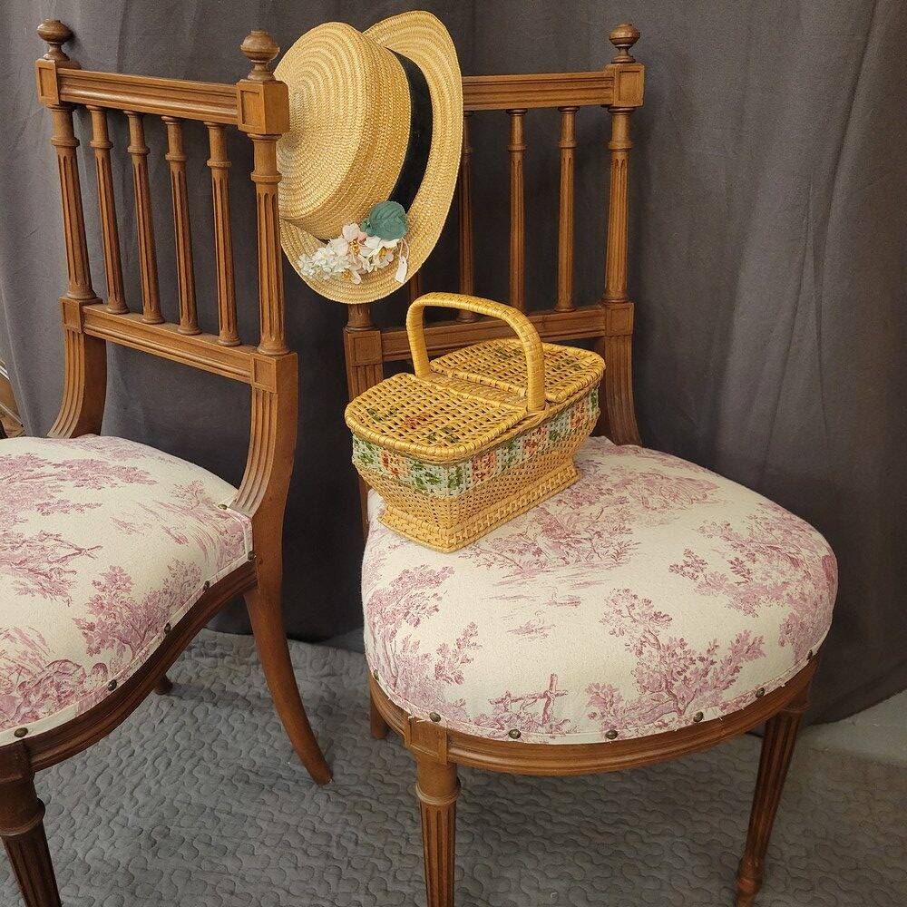 Pair of Louis XVI bedroom chairs
