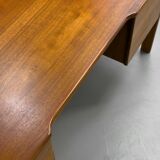 Bureau danois en teck avec porte et tiroirs par Bornholm, années 1970