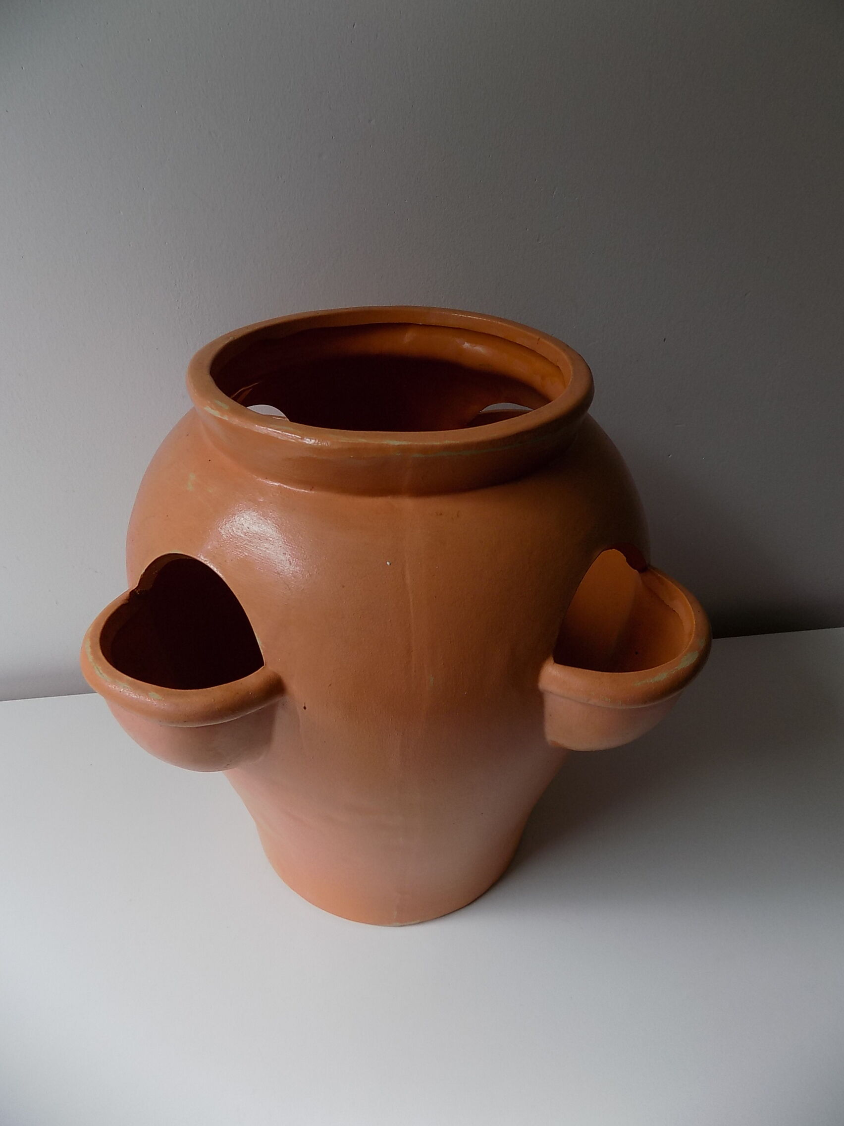 Sandstone flowerpot (25 cm)