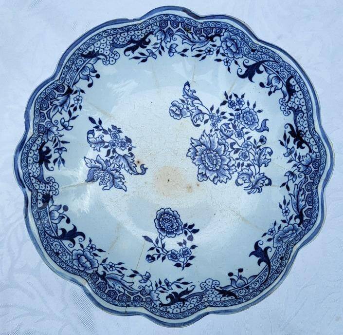 Longwy Chinese compote bowl 19th century salamanders