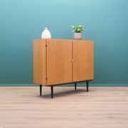 Armoire en frêne, design danois, années 1970, production : Danemark