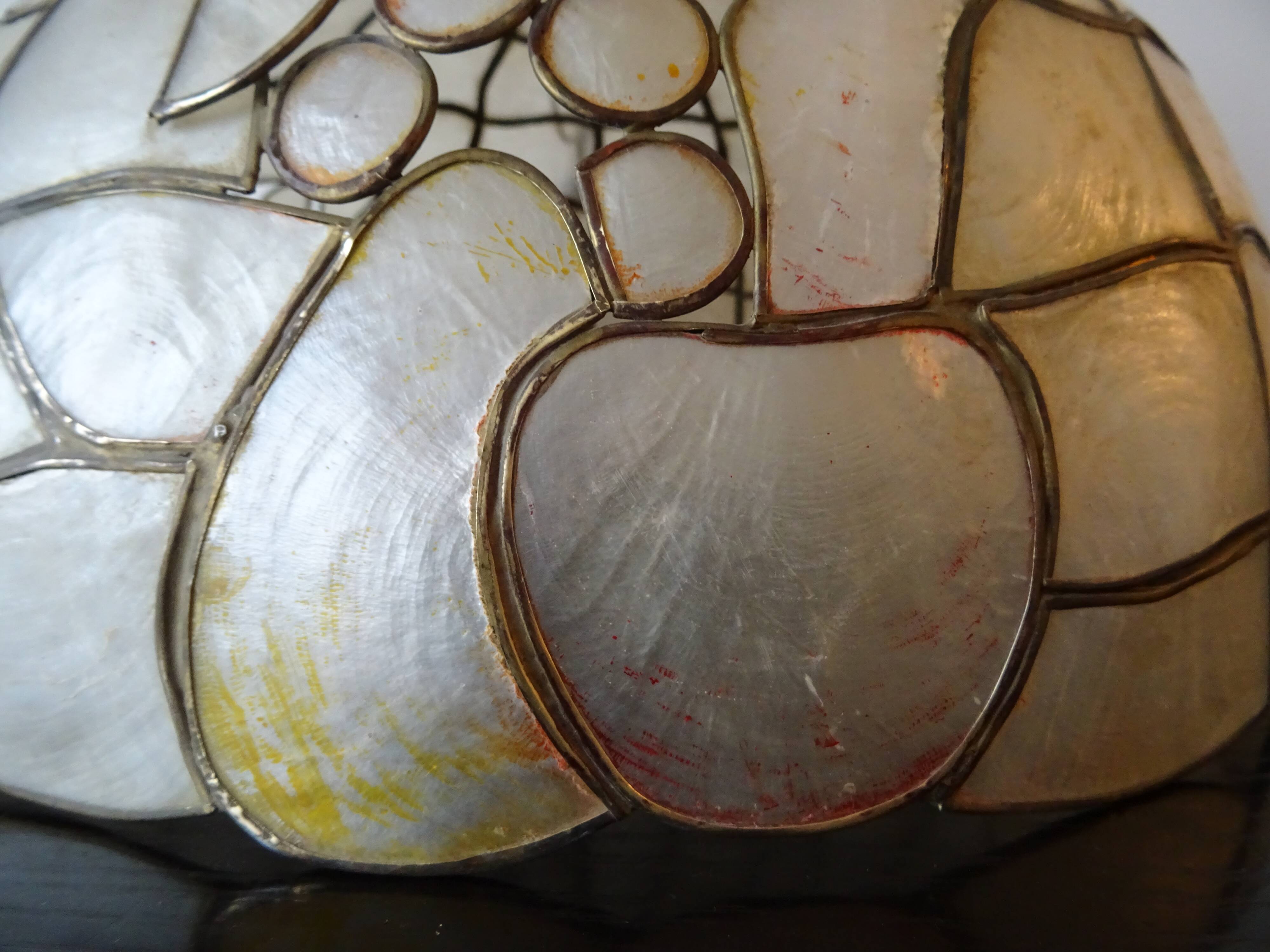 Vintage mother-of-pearl suspension year 70