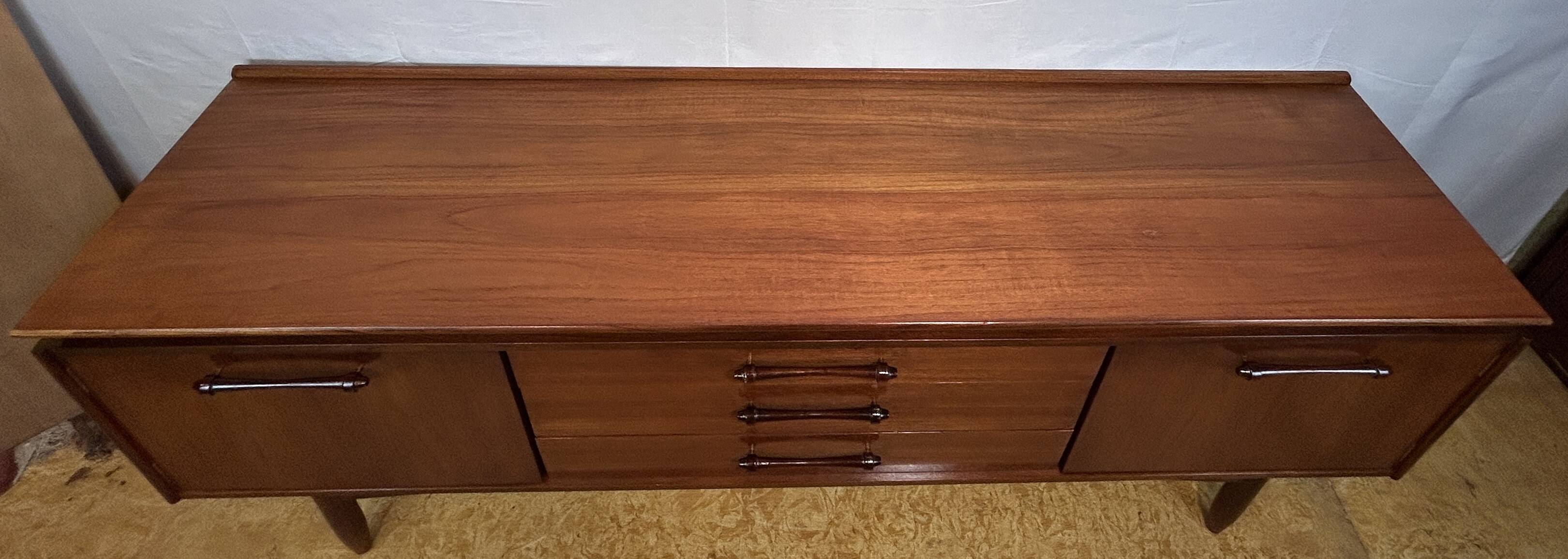 Buffet rétro vintage en teck des années 1960, design scandinave britannique