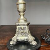 Paire de lampes. Bronze massif argenté.