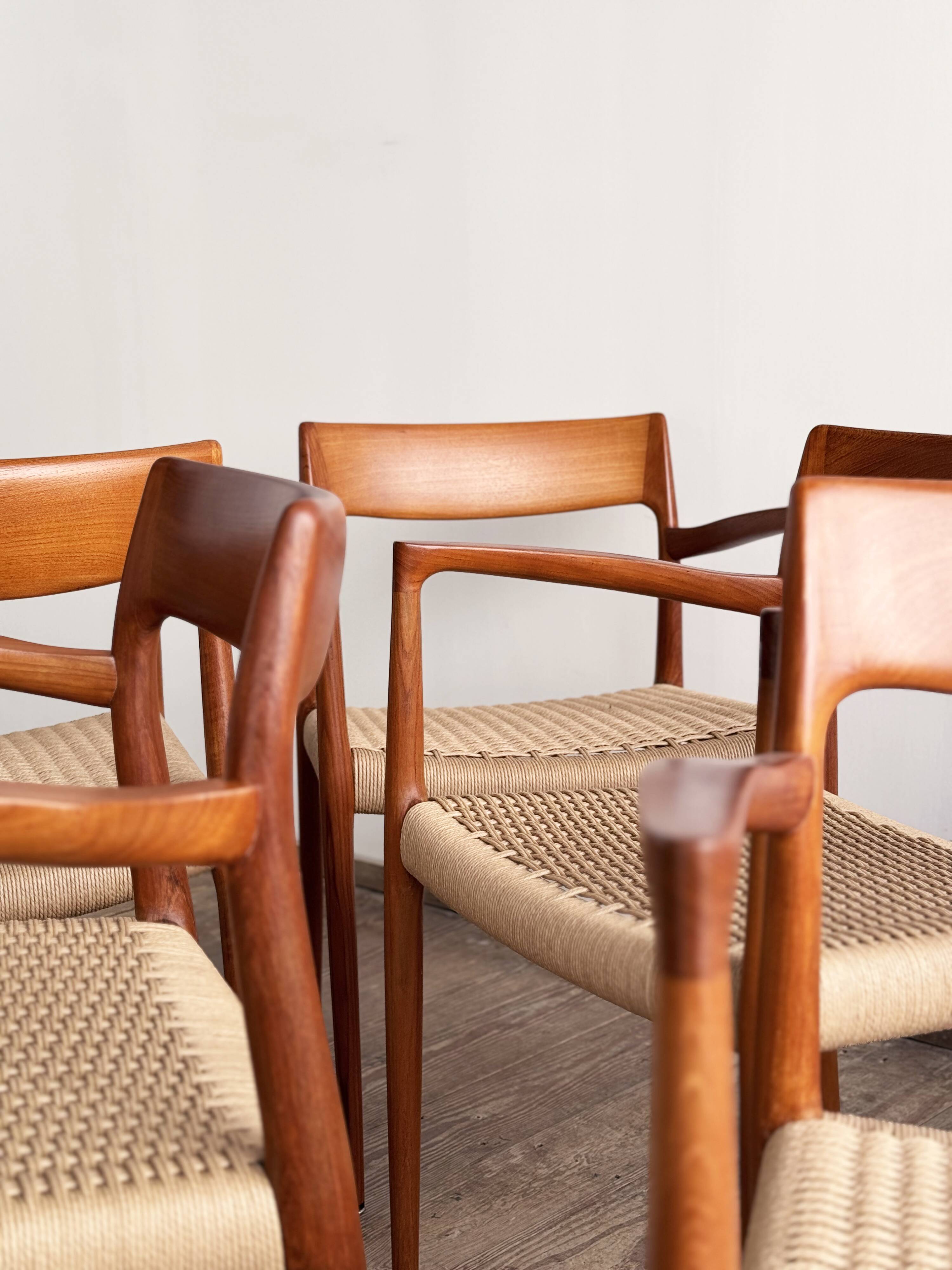Chaises de Salle à Manger Danoises  Modèle 57 en Teck, Niels O. Møller,  JL Mollers, Ensemble de 6